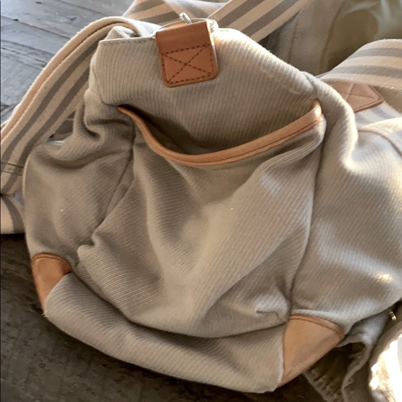 Pottery barn diaper bag - Picture 3 of 3